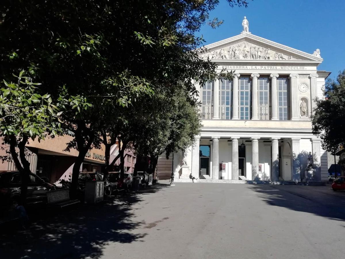 Mistrangelohome 5 - Appartamento In Pieno Centro Savona Exterior photo
